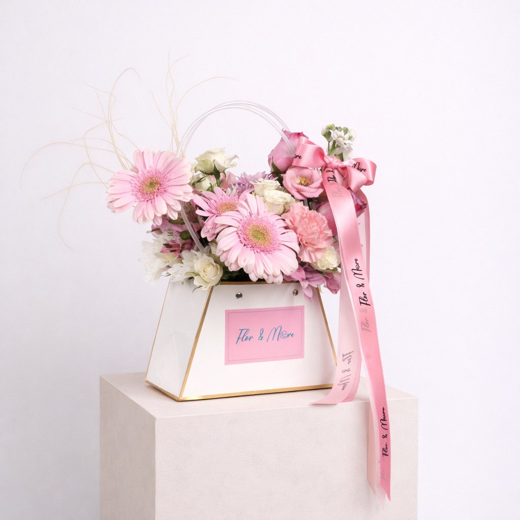 Aranjament Bucuresti Beauty bag pink