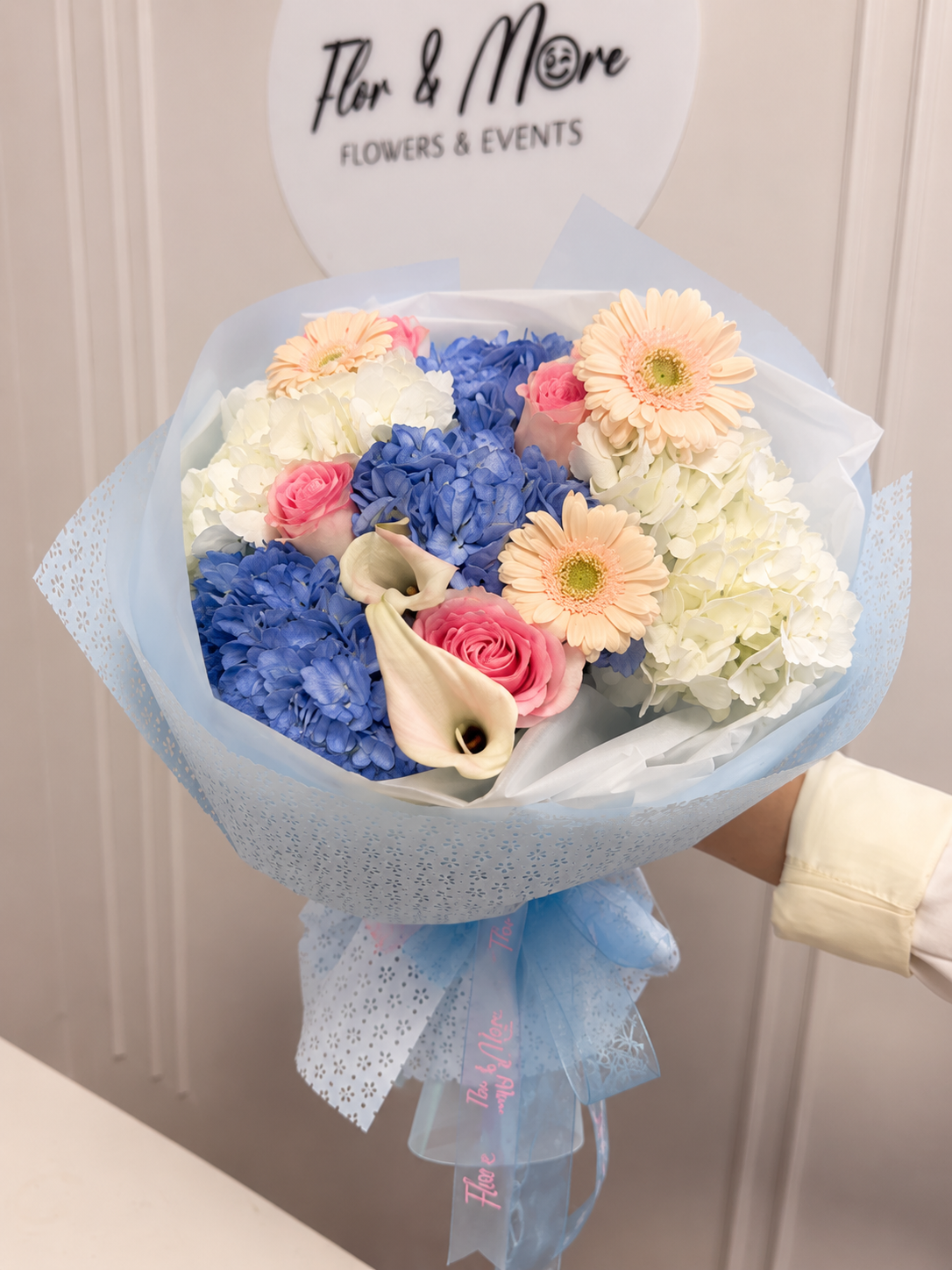 Buchet Blue Serenity București